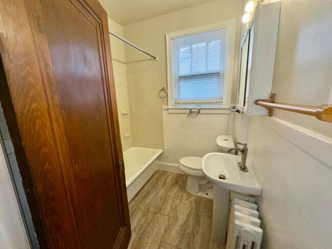 Photo - 2681 Pasadena St Unit 3