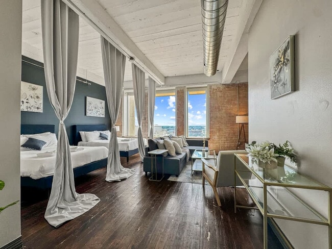 Photo - 555 Evergreen St Unit ID1075582P