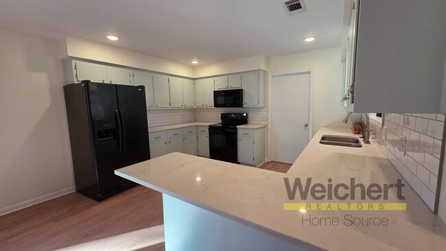 Photo - 3 bed, 2 bath in Center Hill