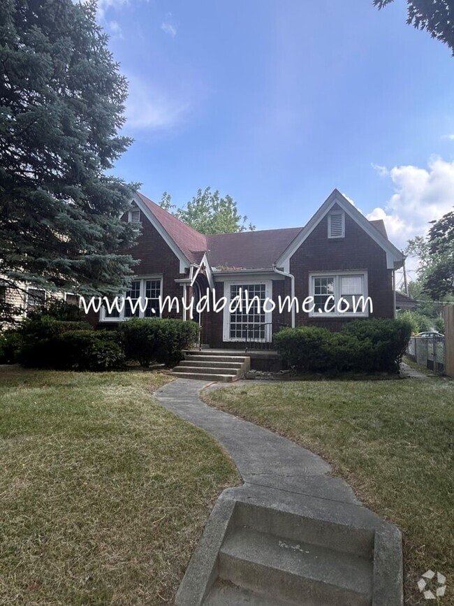 Building Photo - 822 E Rudisill Blvd Rental