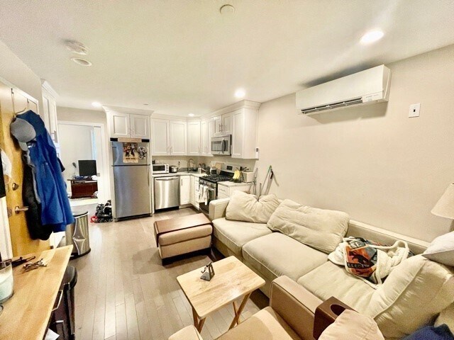 Photo - 3 Stillman Pl Unit 3
