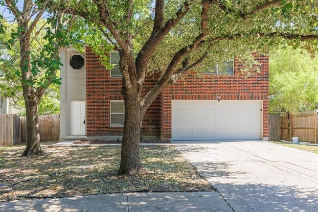 Building Photo - 1114 Thorn Creek Pl