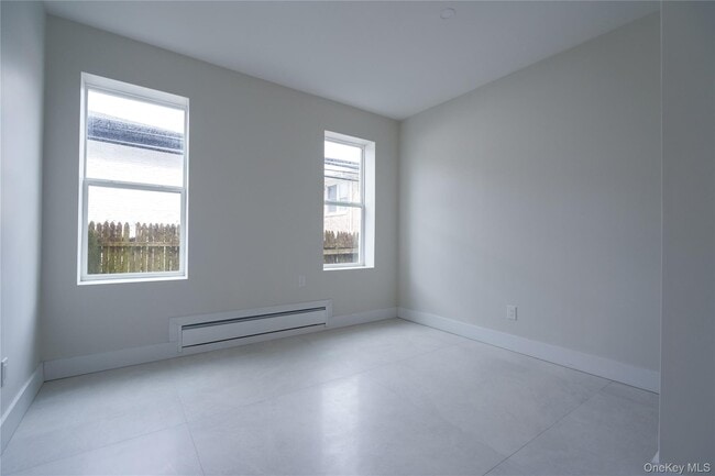 Photo - 315 W Broadway Unit 1N