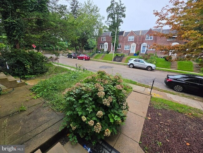 Photo - 408 Slocum St