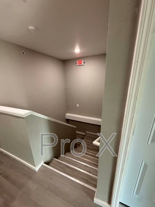 Photo - 117-121 S Byers Apartments Unit 121 S Byers 202