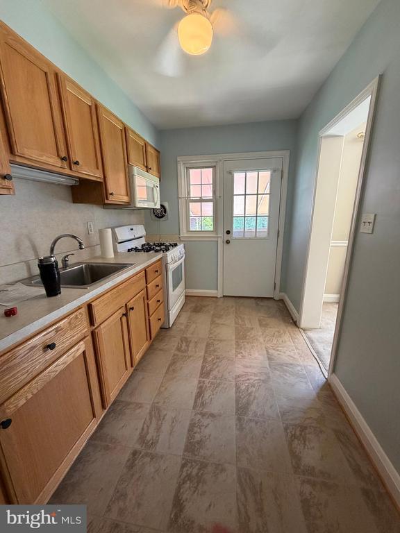 Photo - 831 Bosley Ave
