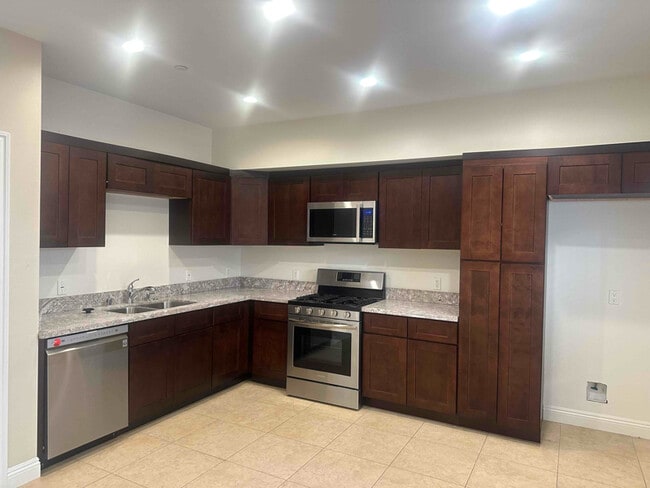 Photo - 1522 Lomita Blvd Unit 106