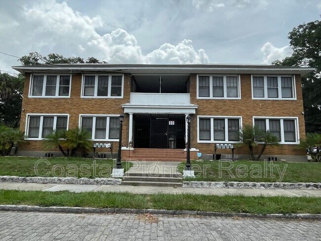 Building Photo - 4015 N Seminole Ave Unit 7