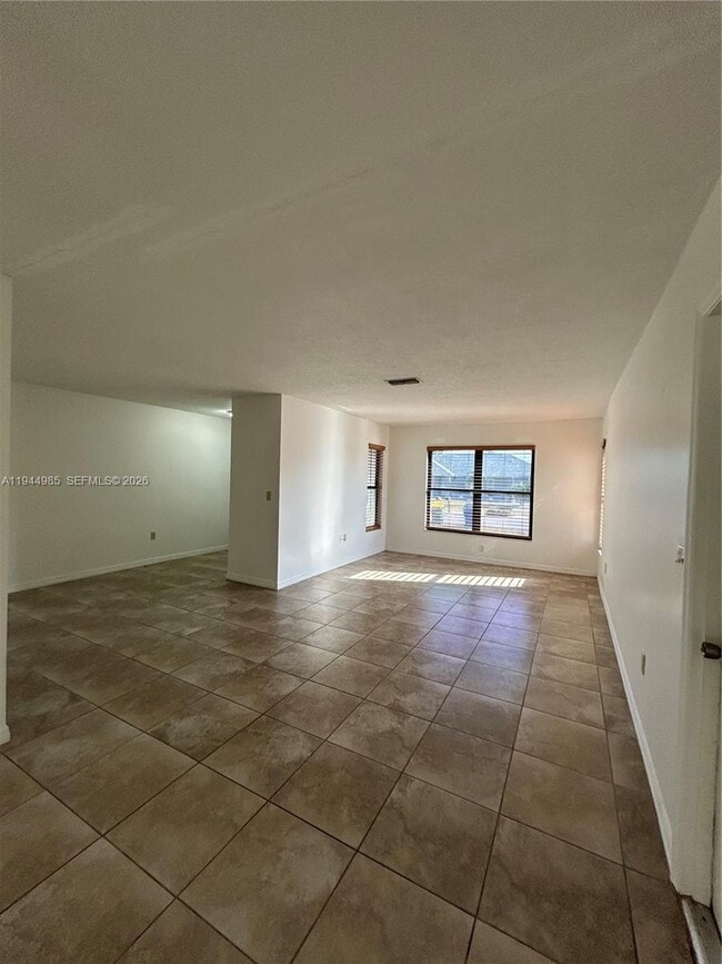 Photo - 4201 Navarre Ave