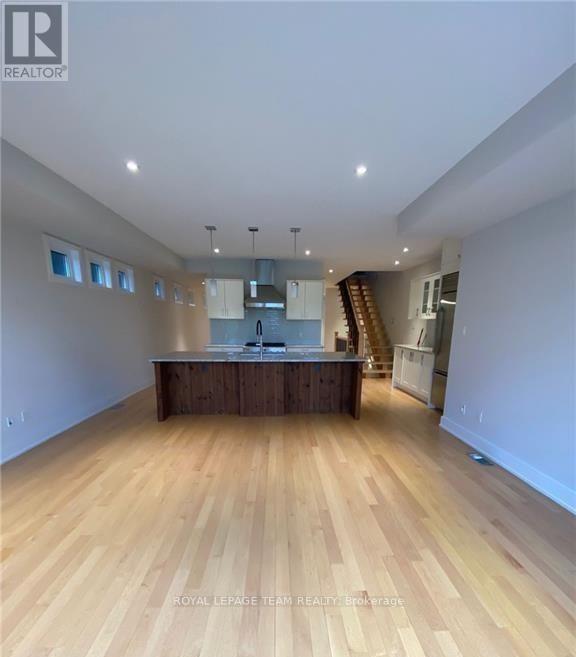 Photo - 289 Kirchoffer Ave