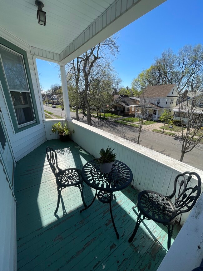 Photo - 830 Plymouth Ave Unit 830