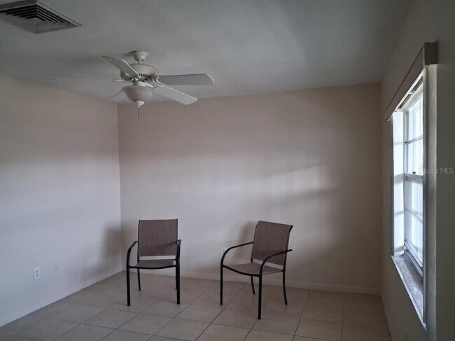 Photo - 4744 Azalea Dr Unit 204