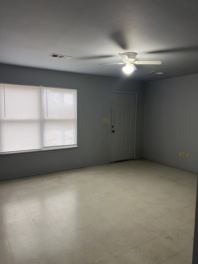 Photo - 1 Cypress Ct