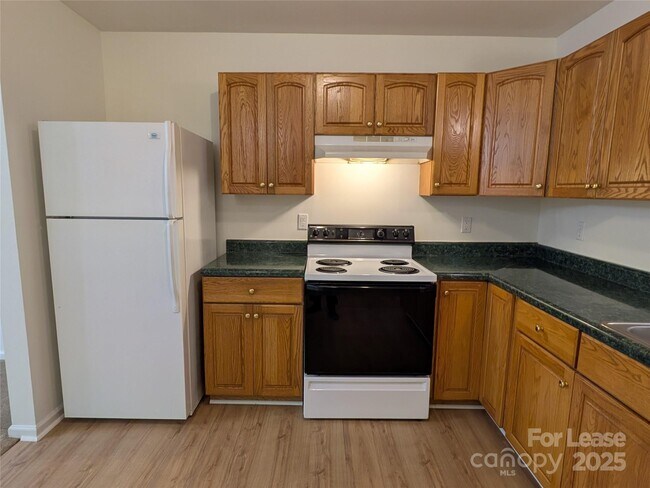 Photo - 5589 Wrenn Dr