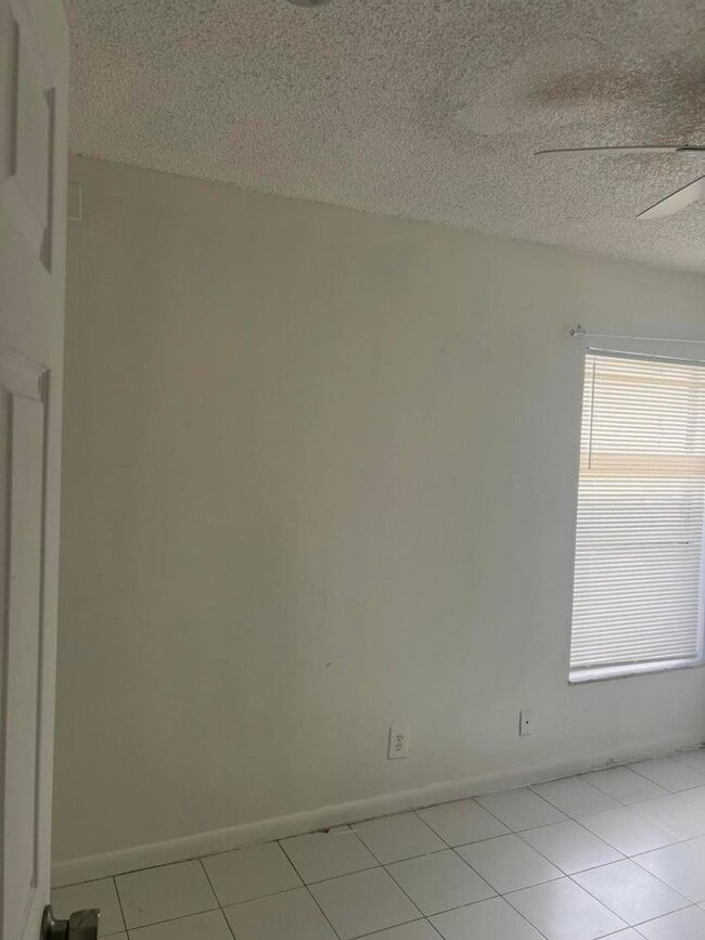 Photo - 57 Peachtree Pl