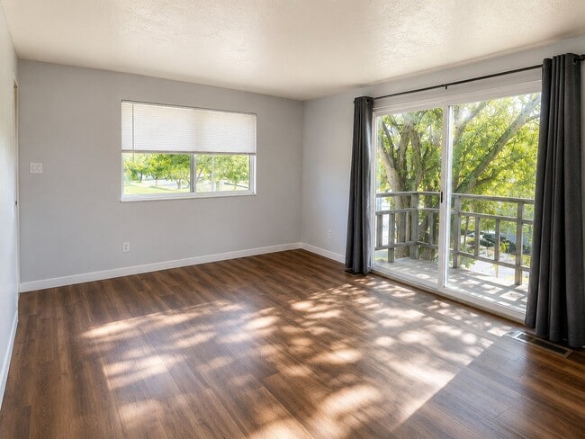 Photo - 1601 Ivy Cir Unit 3