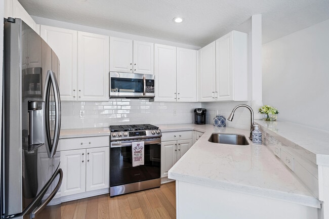 Photo - 114 Evergrene Pkwy