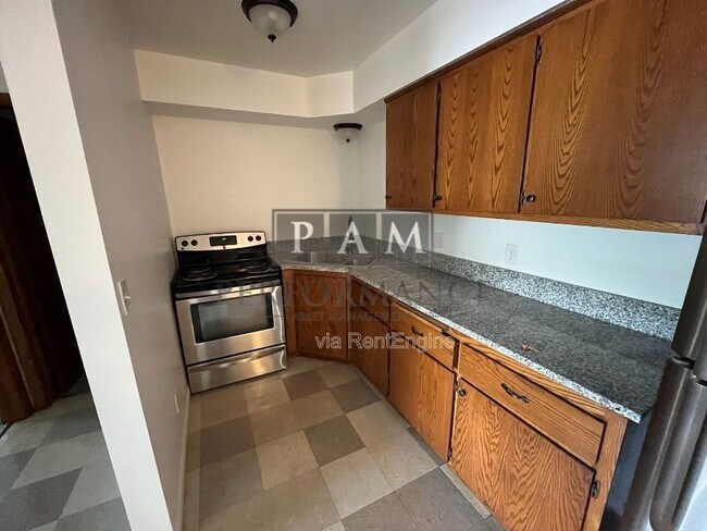 Photo - 2859 S 6th St Unit 7