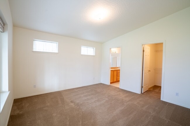 Photo - 1502 N Madson Ln