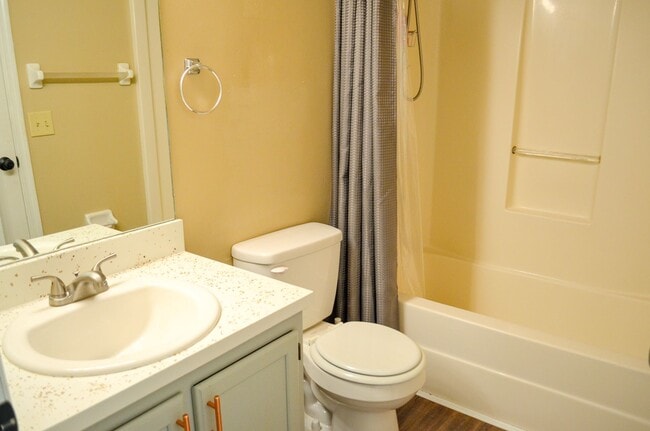 Photo - Rockwood Villas 3 bedroom 3 bath end unit