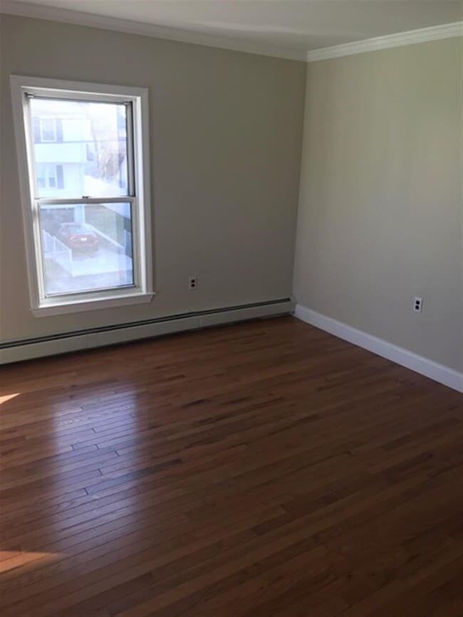 Photo - 25 4th St Unit 3