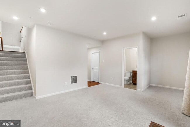 Photo - 3421 St Robin Ln