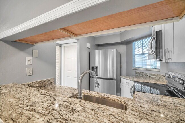 Photo - Charming Condo in Stonesthrow – Modern Com... Unit 6101