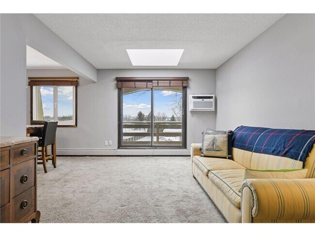 Photo - 4371 Wilshire Blvd Unidad B308