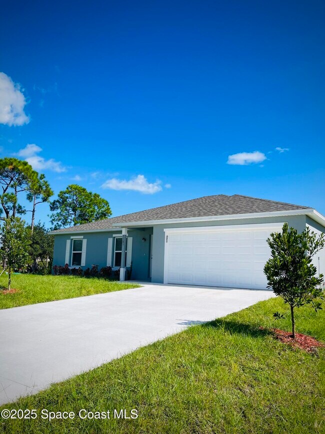 Photo - 1101 San Filippo Dr SE