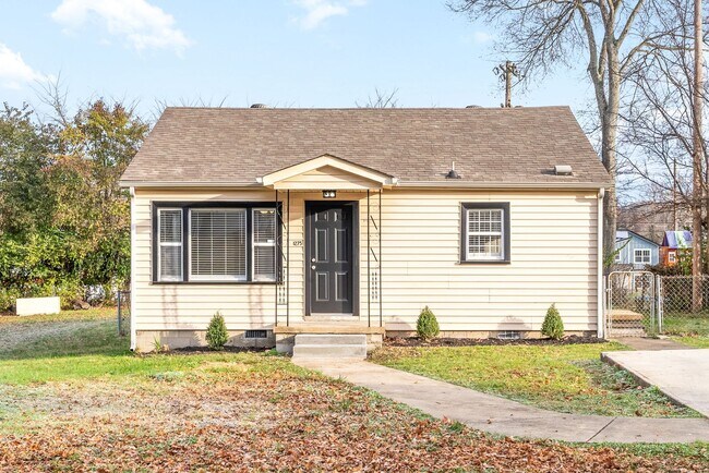 Photo - Renovated 3 Bedroom Home For Rent Near Downtown Clarksville