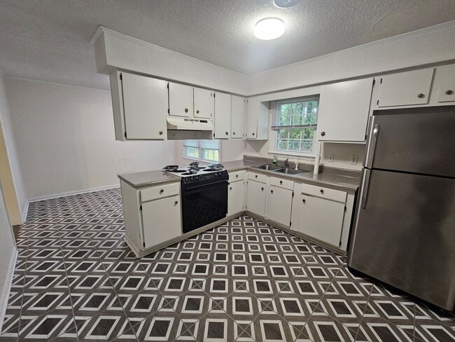 Photo - Affordable 3 Bedroom 1 Bathroom Home