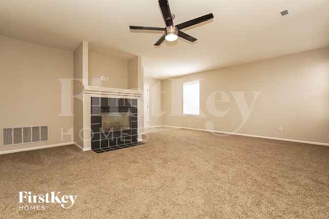Photo - 783 Willow Dr
