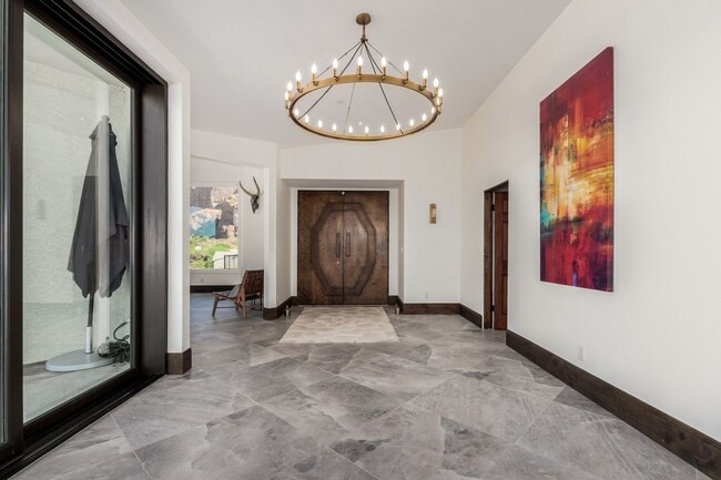 5655 Camelback Canyon Dr