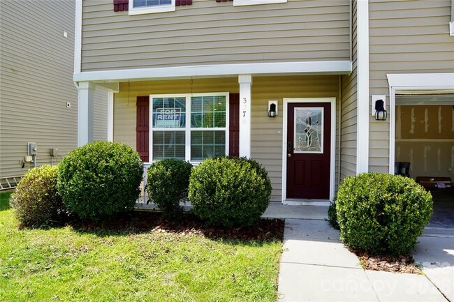 Photo - 3276 Hawksbill St SW