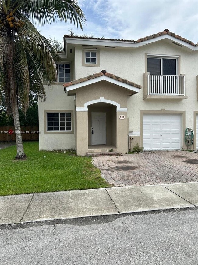 Building Photo - 14070 SW 260th St Rental