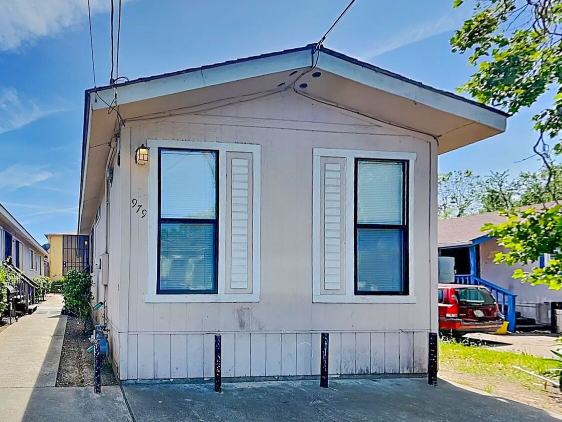 North Oakland Gem! - North Oakland Gem!