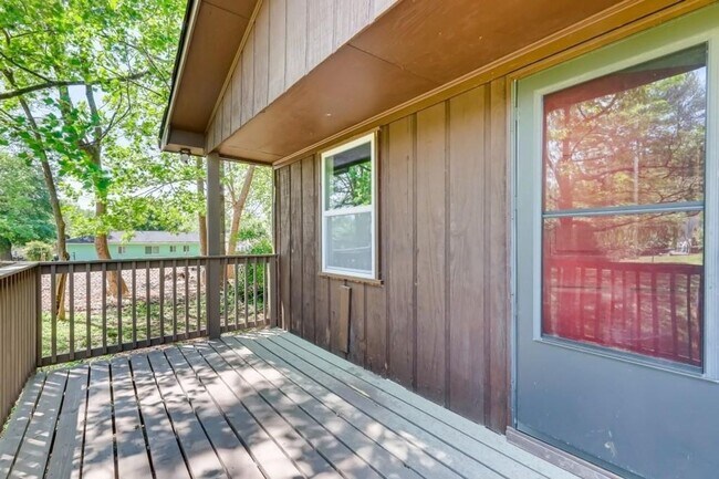 Photo - 266 Hurt A-B Unit 266-B