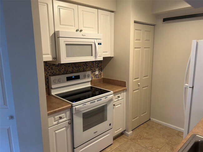 Photo - 17150 N Bay Rd