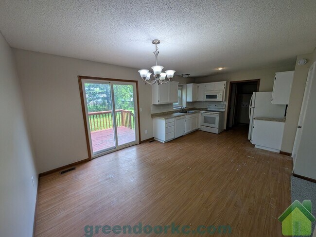 Photo - 514 Kenneth Ln