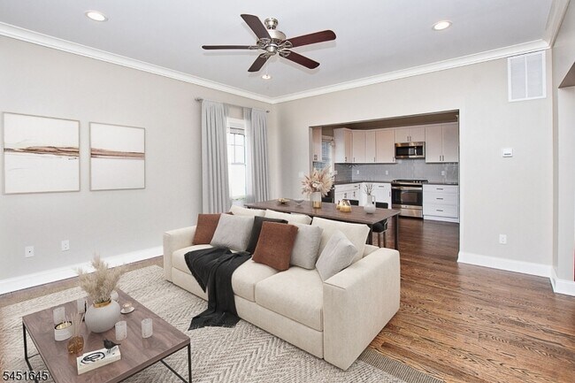 156 Broad St Unit A