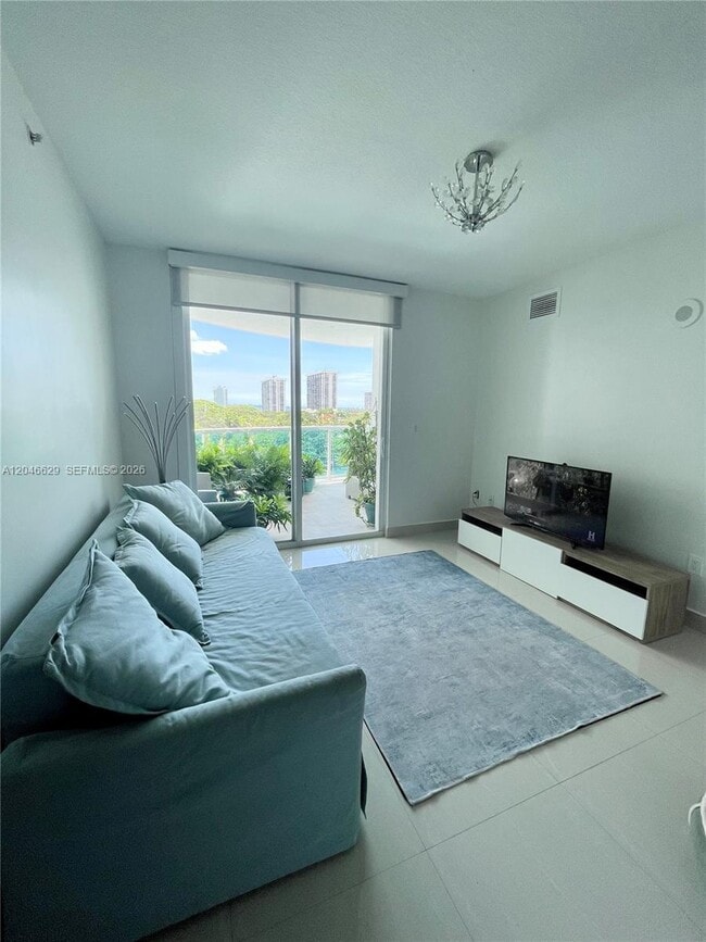 Photo - 1723 SW 2nd Ave Unit 801