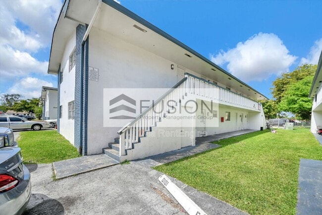 Photo - 881 SW 74th Terrace Unit Apt 102c