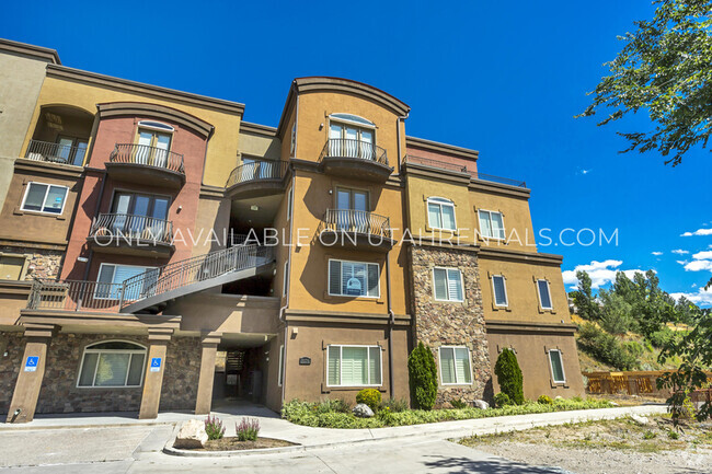 Building Photo - 5176 N University Ave Unit 417 Rental