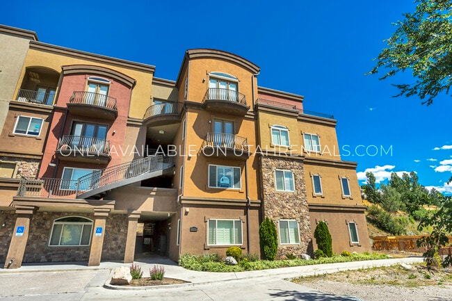 Photo - 5176 N University Ave Condo Unit 417