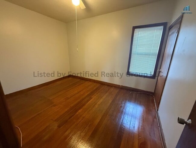 Photo - 137 Barnes St Unit 1