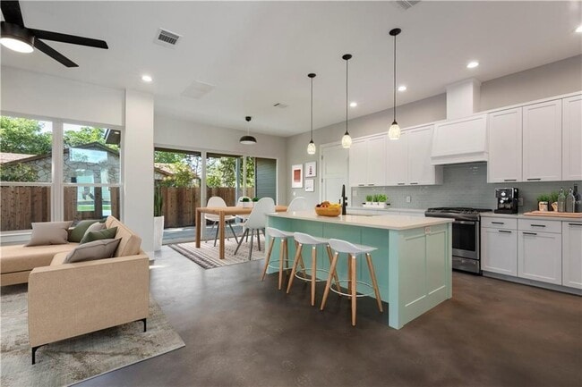 Photo - 1107 Stobaugh St