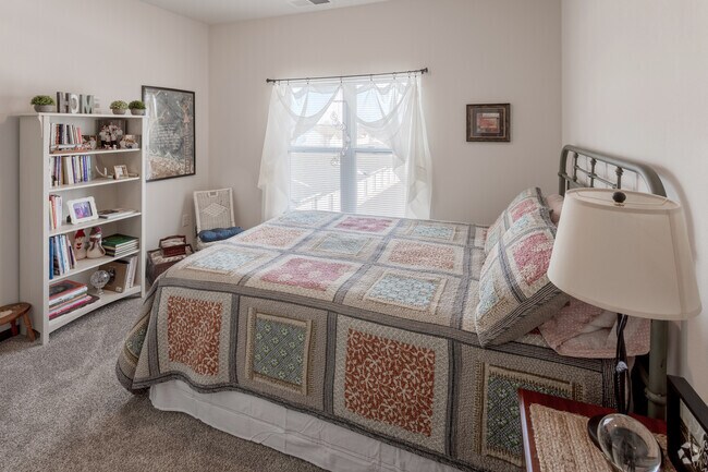 2BR, 2BA - C 1065 SF