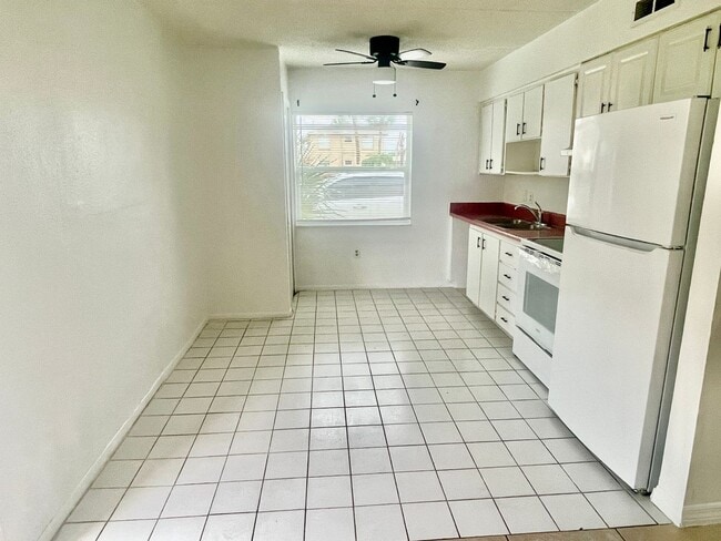 Photo - Palm Gardens - First Floor