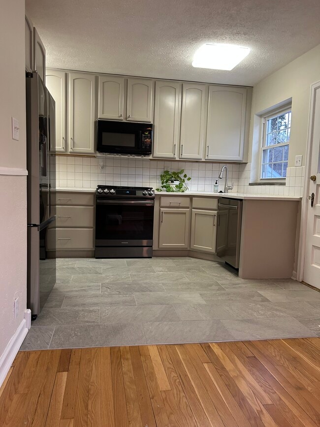 Photo - 629 Orlando Ter