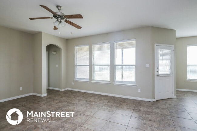 Photo - 209 Kennedy Dr